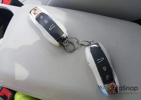 2019 Porsche Macan S из США, поврежденный, VIN WP1AB2A52KLB32441